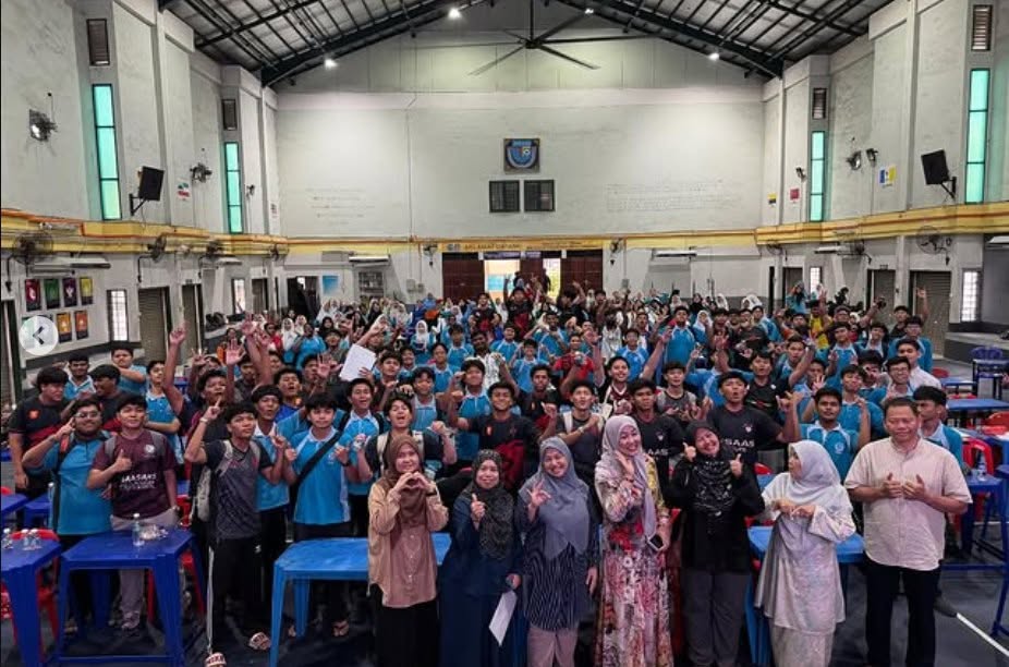 Seminar with Ms Lindar